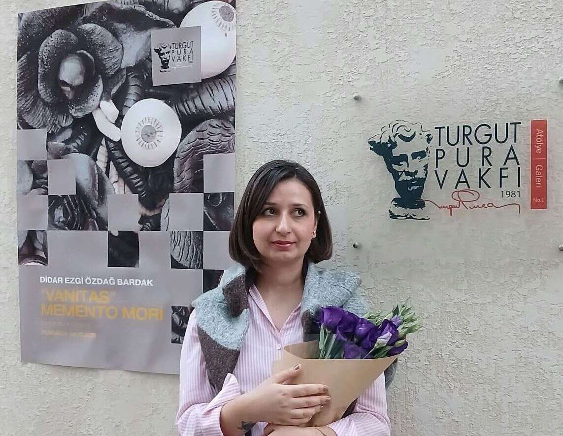 Bodrumlu Akademisyenin “Vanitas” Sergisi İzmir’de Sanatseverlerle Buluştu 1